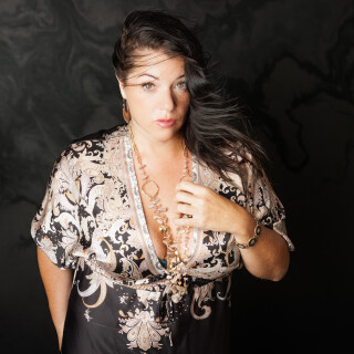 Aurelie-03-08---Facebook